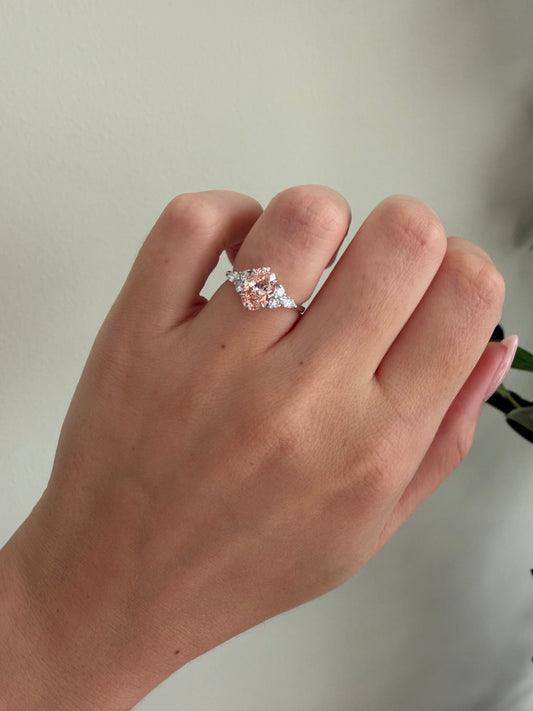 Felwa 1 Carat Pink Lab Grown Diamond Custom Ring in 18k Gold