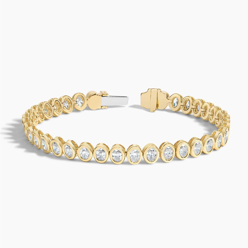 Bracelet | 3.75 ct | Yellow Gold | Bezel | Oval