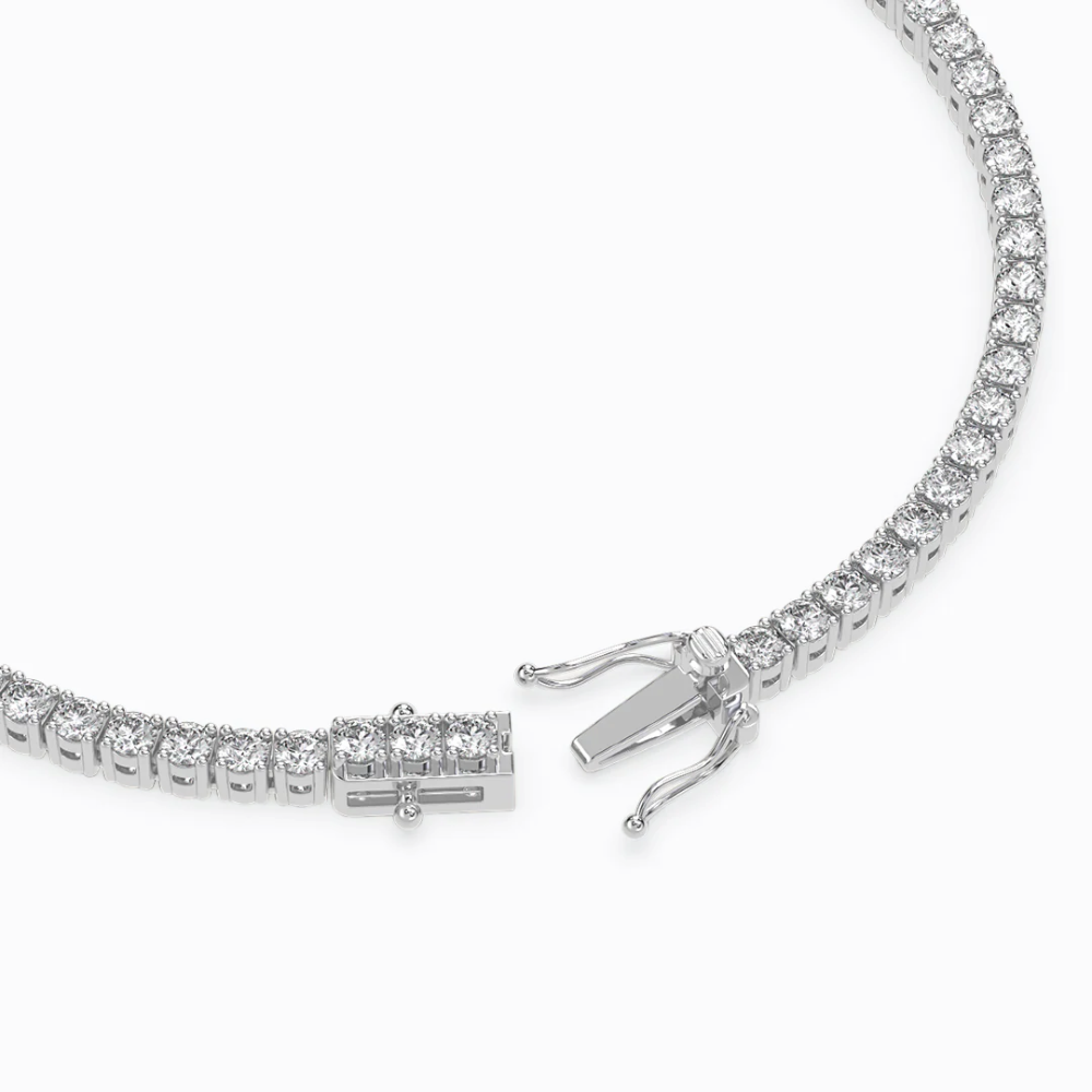 Round Tennis Lab Diamond Bracelet (2-10 ct. tw.) 18K Gold
