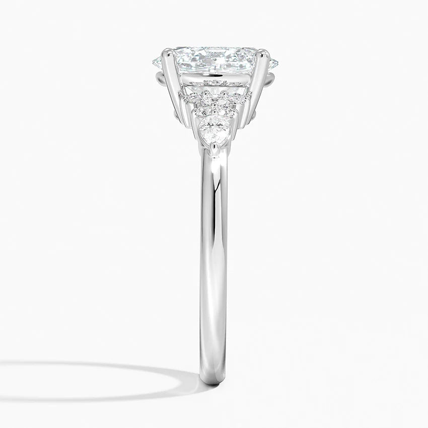 ecomposer-view with diamond shape-oval,ecomposer-size-1.5-ct,ecomposer-metal type-white-gold-18k