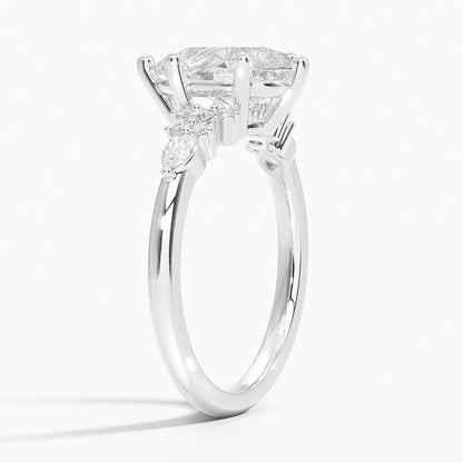 ecomposer-view with diamond shape-pear, ecomposer-size-2-ct, ecomposer-size-2.5-ct, ecomposer-size-3-ct, ecomposer-metal type-white-gold-18k