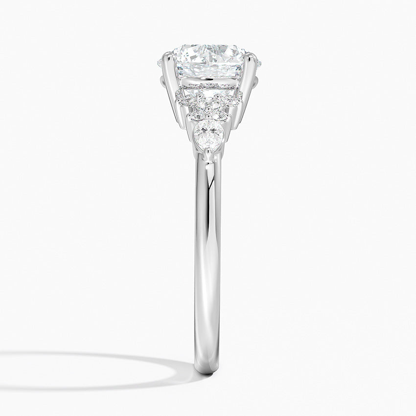 ecomposer-view with diamond shape-round, ecomposer-size-1.5-ct, ecomposer-metal type-white-gold-18k