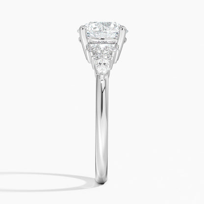ecomposer-view with diamond shape-round, ecomposer-size-1.5-ct, ecomposer-metal type-white-gold-18k