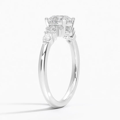 ecomposer-view with diamond shape-round, ecomposer-size-1-ct, ecomposer-metal type-white-gold-18k