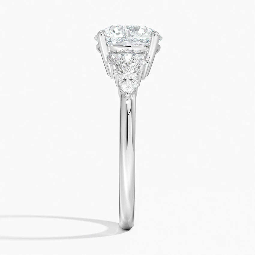 ecomposer-view with diamond shape-round, ecomposer-size-2-ct, ecomposer-size-2.5-ct, ecomposer-size-3-ct, ecomposer-metal type-white-gold-18k