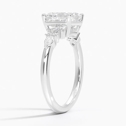 ecomposer-view with diamond shape-asscher, ecomposer-size-2-ct, ecomposer-size-2.5-ct, ecomposer-size-3-ct, ecomposer-metal type-white-gold-18k
