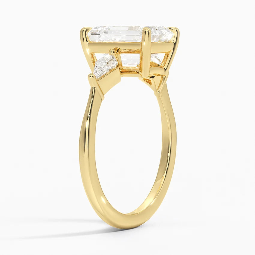 ecomposer-view with diamond shape-emerald,ecomposer-size-2-ct,ecomposer-metal type-yellow-gold-18k,ecomposer-view with diamond shape-emerald,ecomposer-size-2.5-ct,ecomposer-metal type-yellow-gold-18k,ecomposer-view with diamond shape-emerald,ecomposer-size-3-ct,ecomposer-metal type-yellow-gold-18k