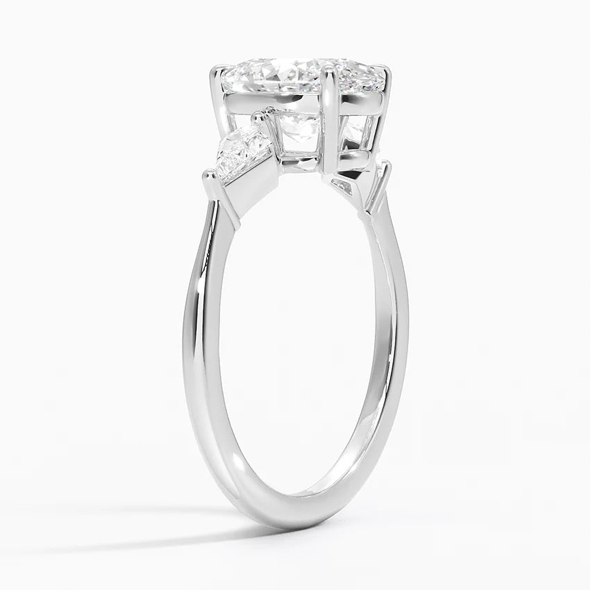 ecomposer-view with diamond shape-oval,ecomposer-size-2-ct,ecomposer-metal type-white-gold-18k,ecomposer-view with diamond shape-oval,ecomposer-size-2.5-ct,ecomposer-metal type-white-gold-18k,ecomposer-view with diamond shape-oval,ecomposer-size-3-ct,ecomposer-metal type-white-gold-18k