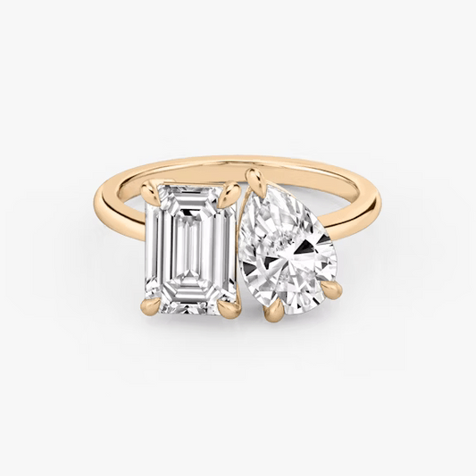 ecomposer-view with diamond shape-emerald-and-pear,ecomposer-metal type-rose-gold-18k