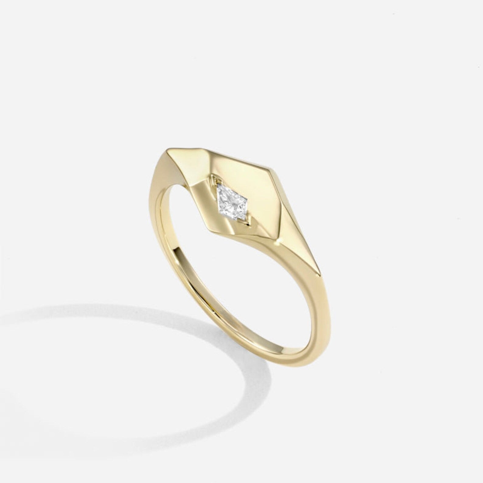 ecomposer-metal type-yellow-gold-18k