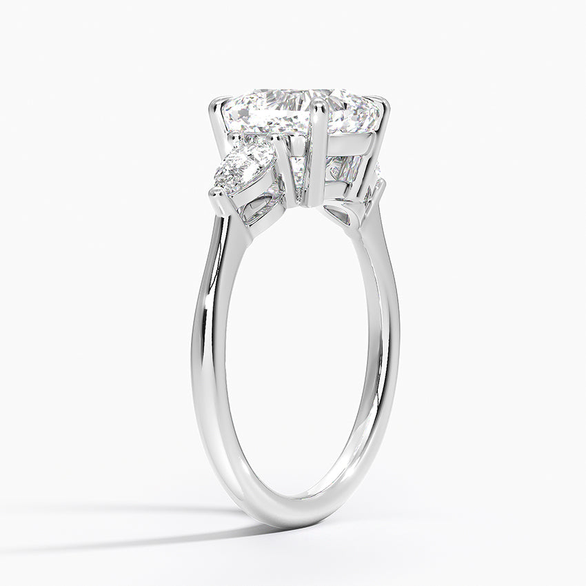 ecomposer-view with diamond shape-cushion,ecomposer-size-2.5-ct,ecomposer-metal type-white-gold-18k