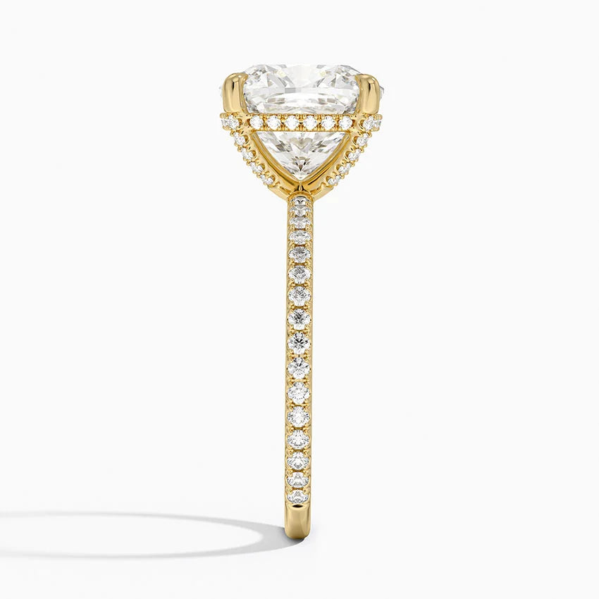 ecomposer-view with diamond shape-cushion, ecomposer-metal type-yellow-gold-18k