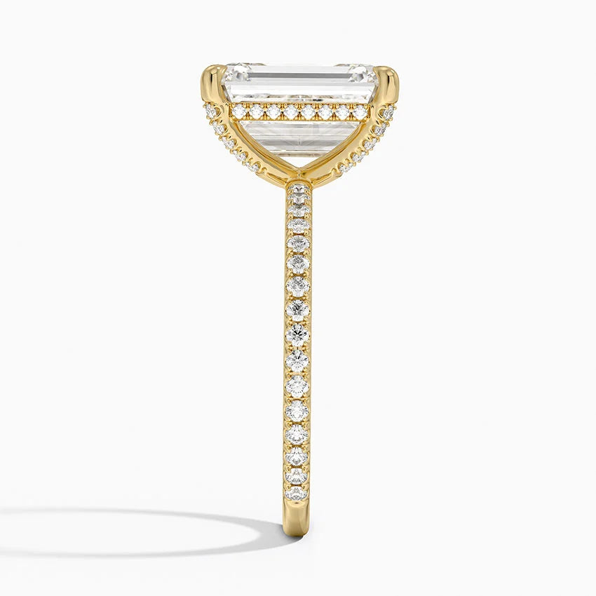 ecomposer-view with diamond shape-emerald, ecomposer-metal type-yellow-gold-18k