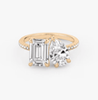 ecomposer-view with diamond shape-emerald-and-pear,ecomposer-metal type-rose-gold-18k