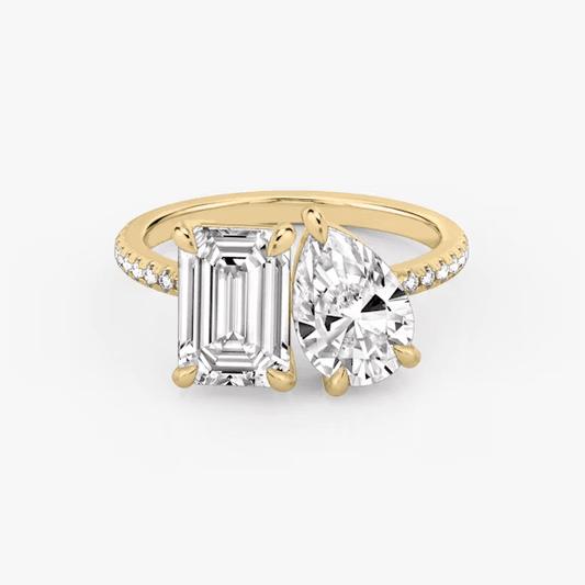 ecomposer-view with diamond shape-emerald-and-pear,ecomposer-metal type-yellow-gold-18k