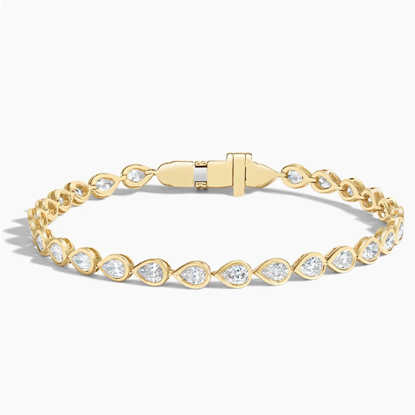 Bracelet | Yellow Gold | Bezel | Pear | 2.75 ct