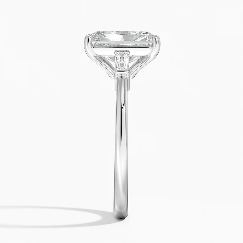 ecomposer-view with diamond shape-radiant,ecomposer-size-2.5-ct,ecomposer-metal type-white-gold-18k