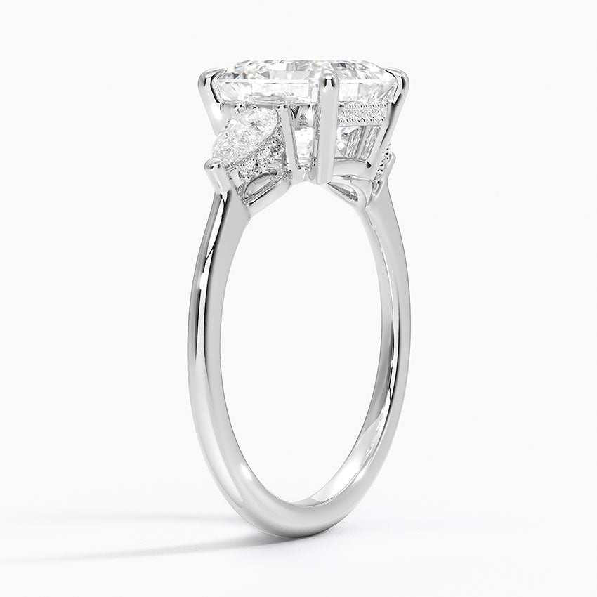 ecomposer-view with diamond shape-asscher,ecomposer-size-2-ct,ecomposer-metal type-white-gold-18k,ecomposer-view with diamond shape-asscher,ecomposer-size-2.5-ct,ecomposer-metal type-white-gold-18k,ecomposer-view with diamond shape-asscher,ecomposer-size-3-ct,ecomposer-metal type-white-gold-18k